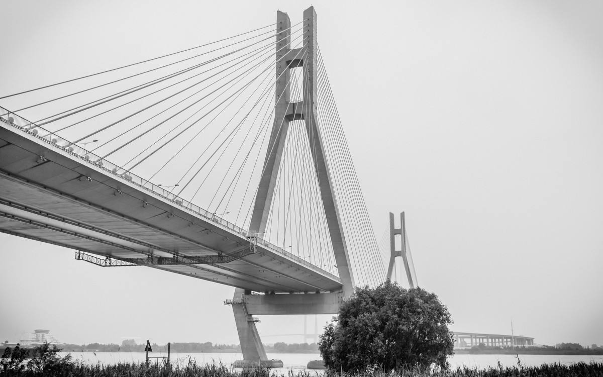 Runyang Yangtze River Highway Bridge
